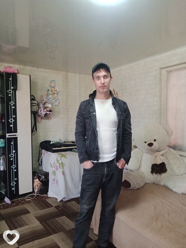Дима, 25, Азове — анкета №4067783