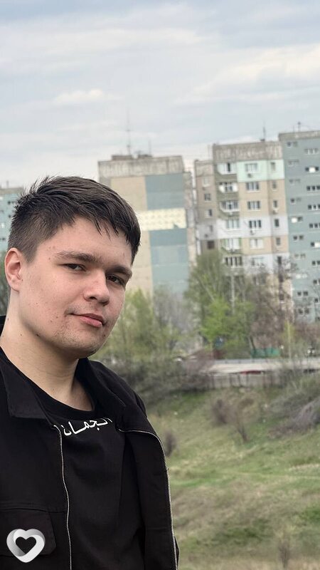 Владислав, 19, Луганске — анкета №4068948