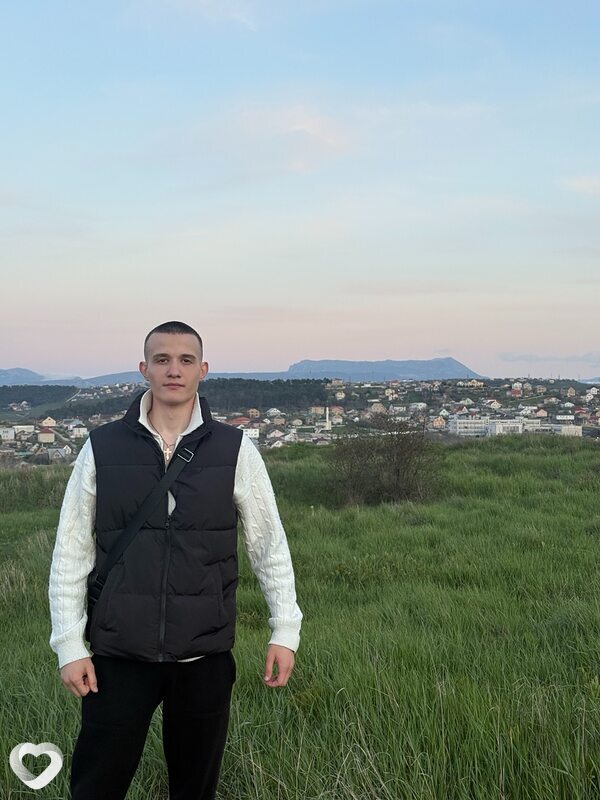 Никита, 22, Симферополе — анкета №4071031