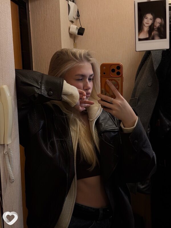 Екатерина, 19, Новосибирске — анкета №4071157