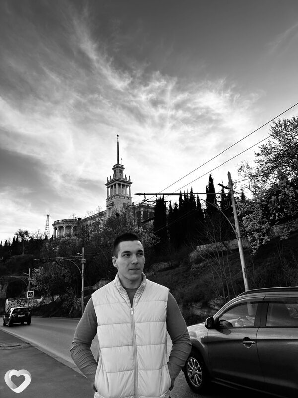 Иван, 23, Новороссийске — анкета №4071563