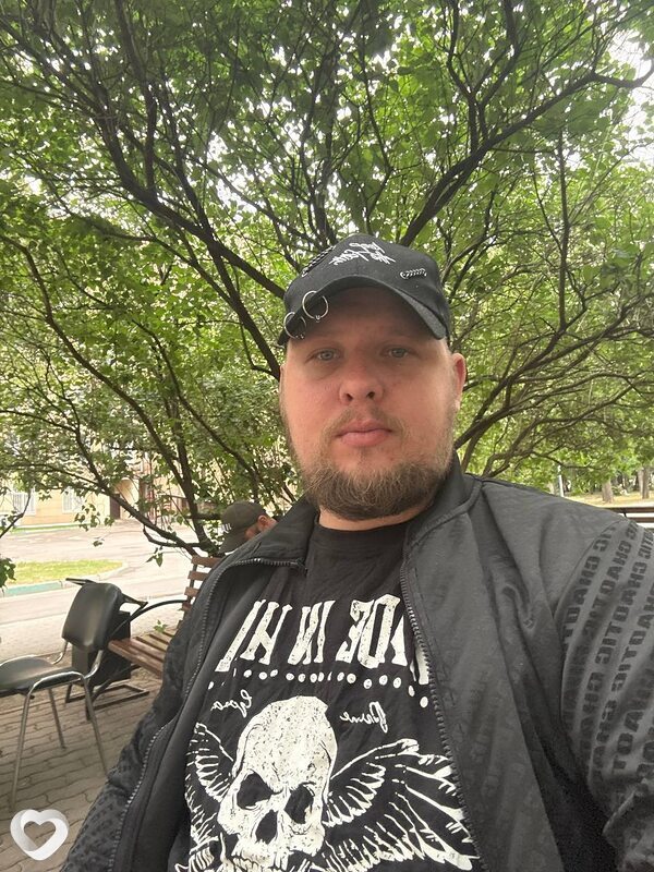 Антон, 31, Орёл — анкета №4072780