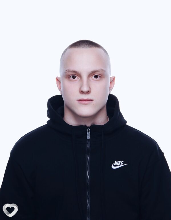 Максим, 19, Красноярске — анкета №4073918