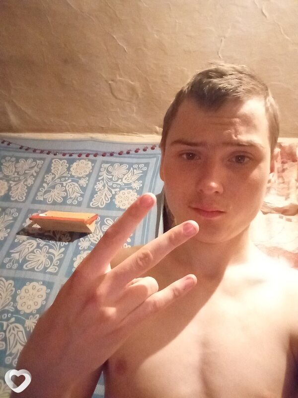 Sergej, 19, Томске — анкета №4074449