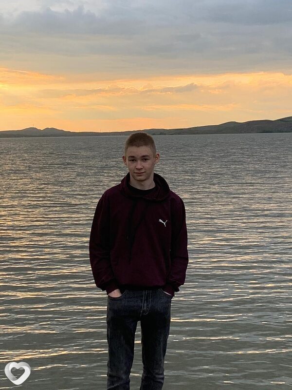 Кирилл, 19, Темиртау — анкета №4074432