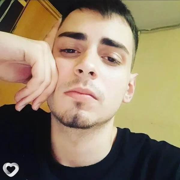 Артём, 25, Москве — анкета №4074906