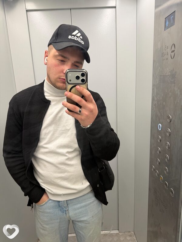 Данила, 26, Бердянске — анкета №4075152