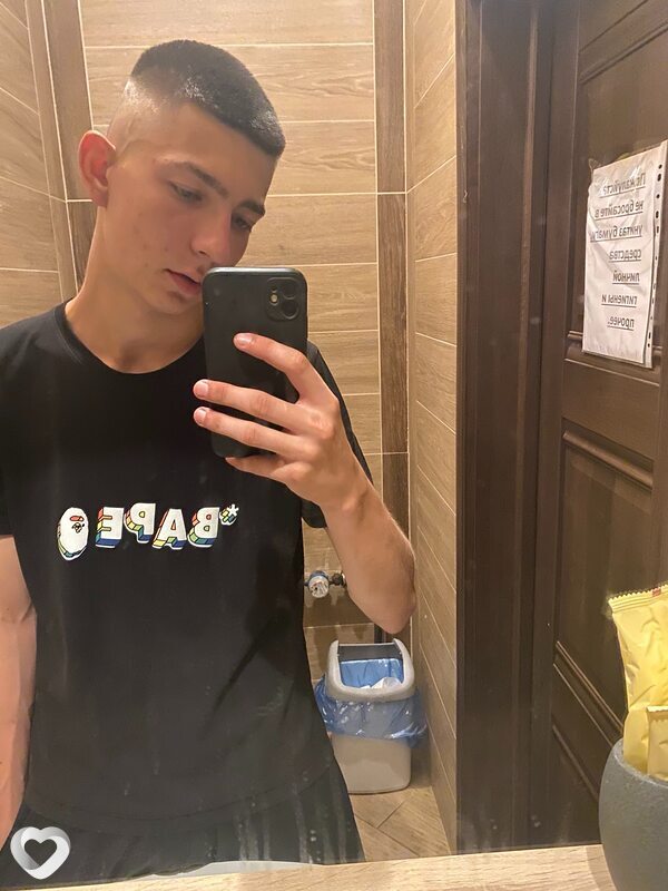 Иван, 21, Туле — анкета №4075095