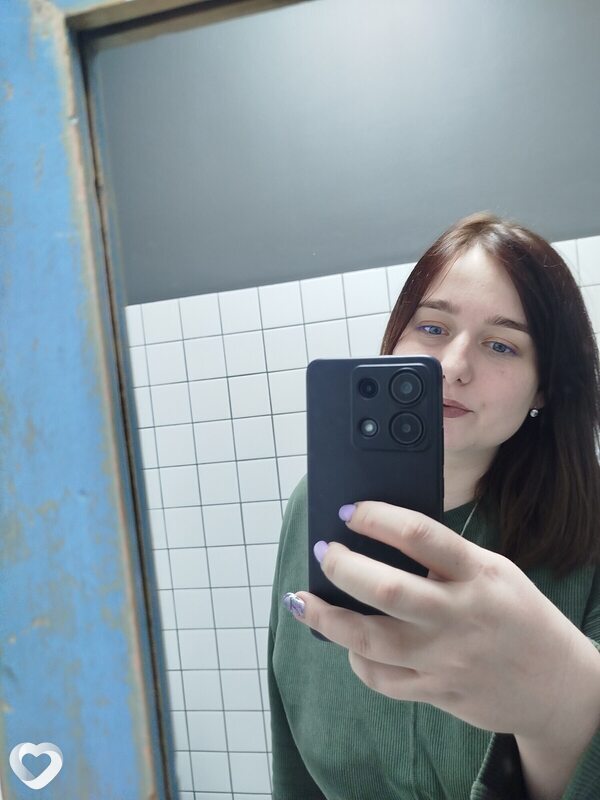 Юля, 25, Омске — анкета №4075129