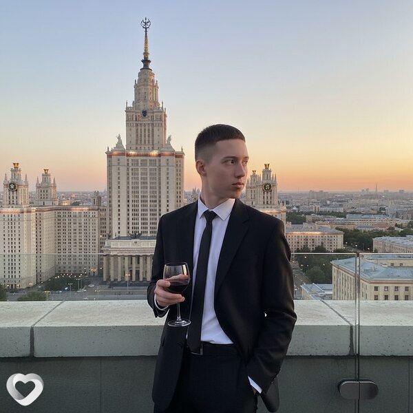 Лев, 21, Екатеринбурге — анкета №4075608