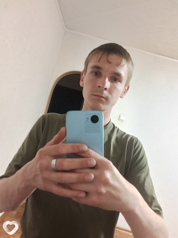 Ваня, 22, Уссурийске — анкета №4075861