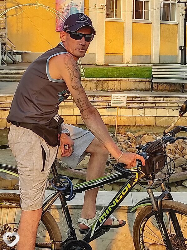 Виктор, 41, Бийске — анкета №4076339