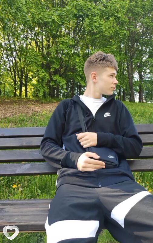 Alex, 20, Люберцах — анкета №4077071