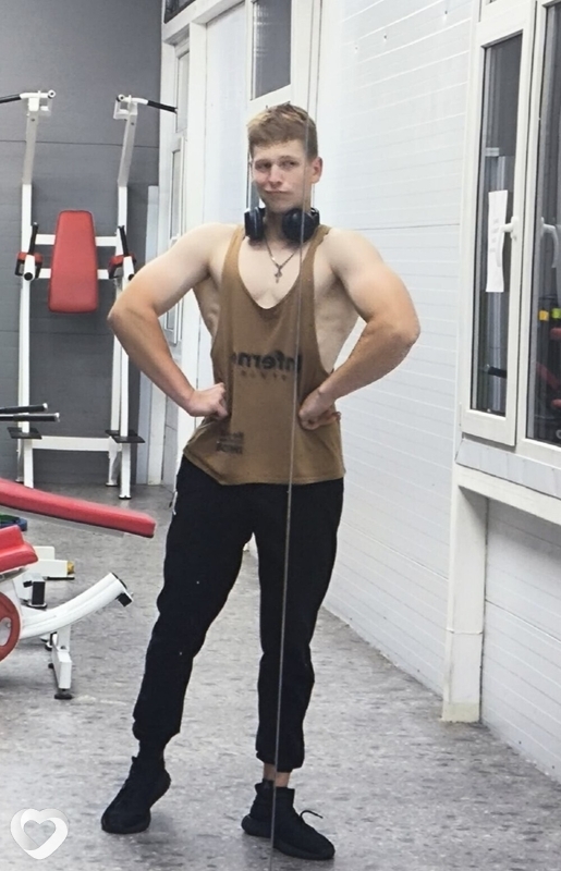 Даниил, 19, Таганроге — анкета №4077990