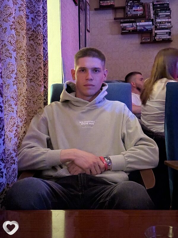 Андрей, 21, Екатеринбурге — анкета №4079260