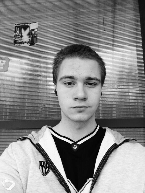 Сергей, 18, Железногорске — анкета №4078741