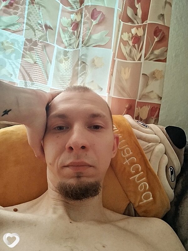 Максим, 32, Омске — анкета №4079068