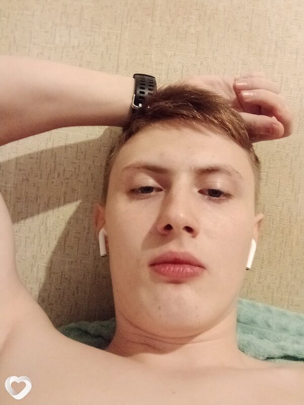 Александр, 20, Екатеринбурге — анкета №4080393