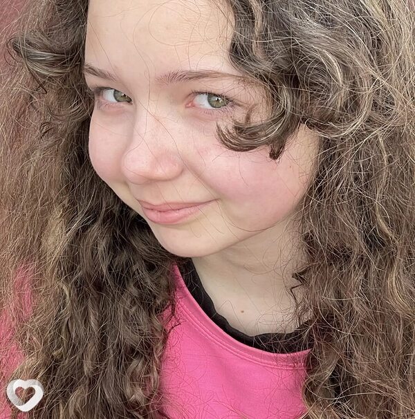 Алиса, 20, Энгельсе — анкета №4080300