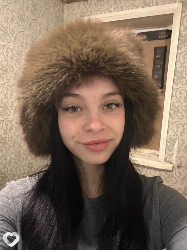 Аня, 22, Горловке — анкета №4081294