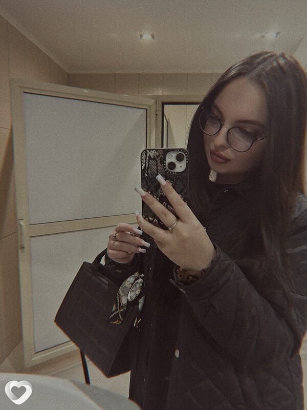Карина, 19, Иркутске — анкета №4083320