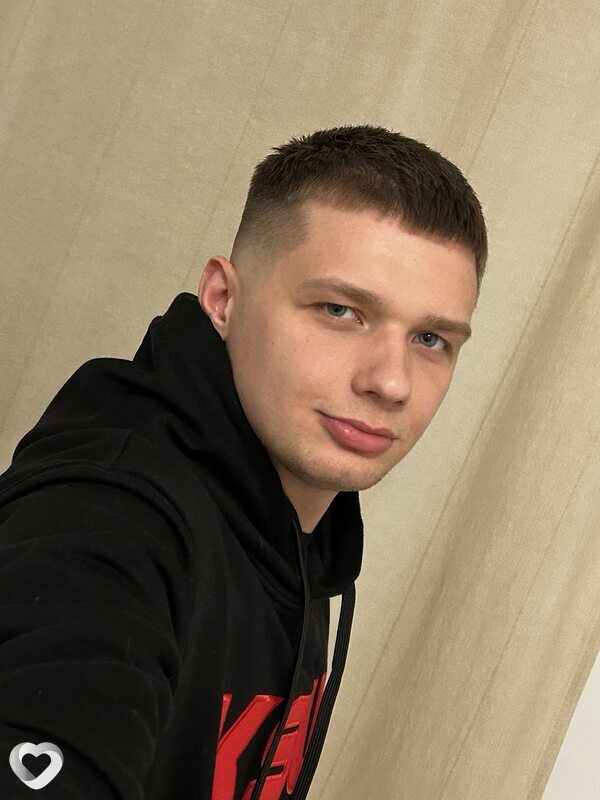 Денис, 27, Гродно — анкета №4083500
