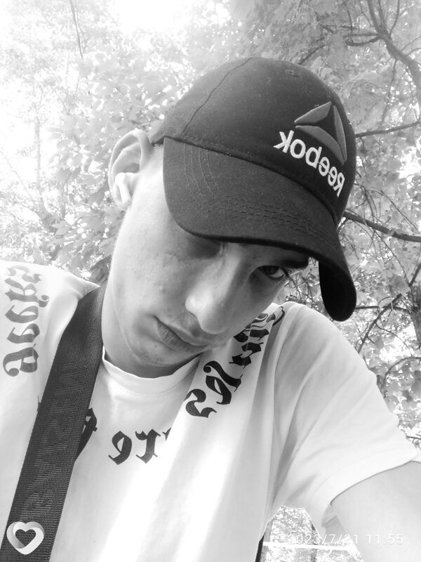 Даниил, 22, Саратове — анкета №4083561