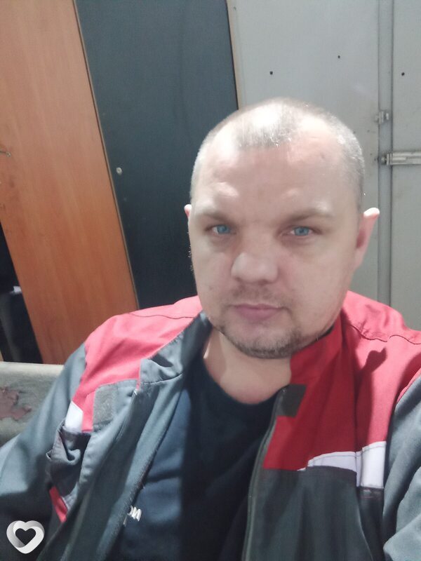 Славян, Магадан