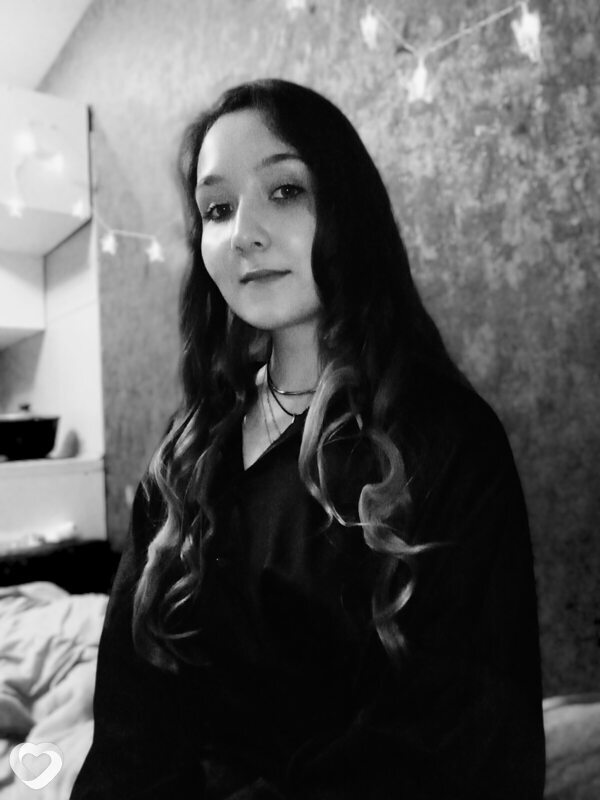 Юля, 21, Томске — анкета №4085611