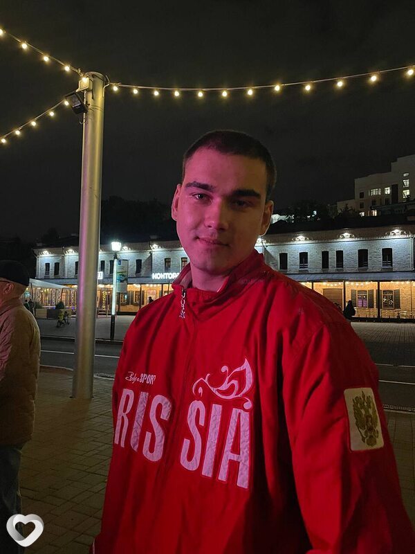 Антон, 22, Тюмени — анкета №4085939