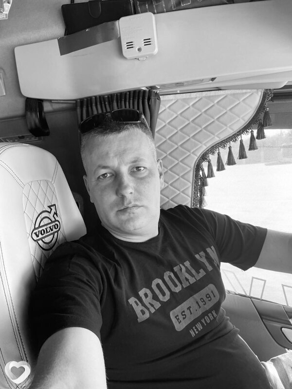 Vasili, 36, Варшава — анкета №4087016