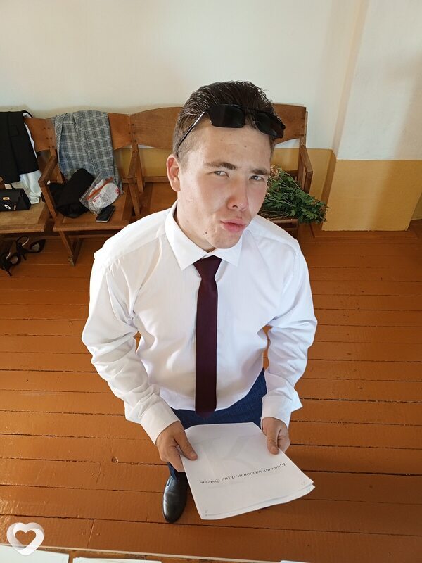 Данил, 18, Чебоксарах — анкета №4087132