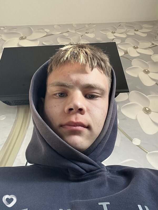 Иван, 18, Великом Новгороде — анкета №4087205