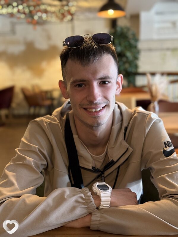 Александр, 23, Шахтах — анкета №4087267