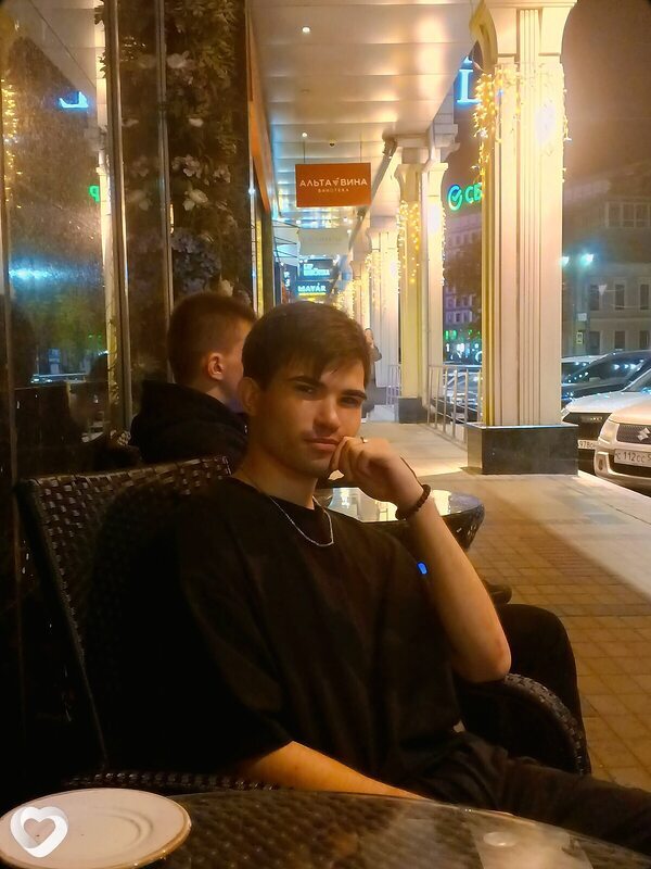 Дмитрий, 21, Нижнем Новгороде — анкета №4087646