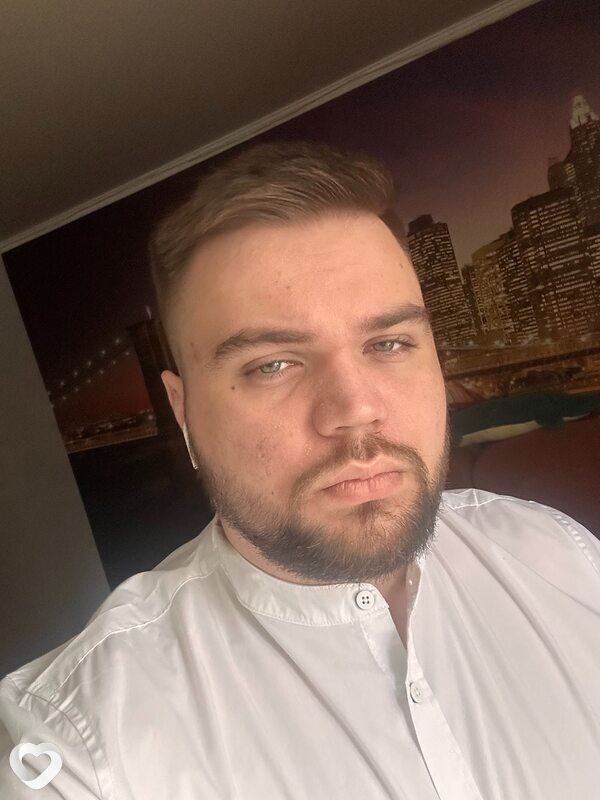 Максим, 26, Москве — анкета №4087851