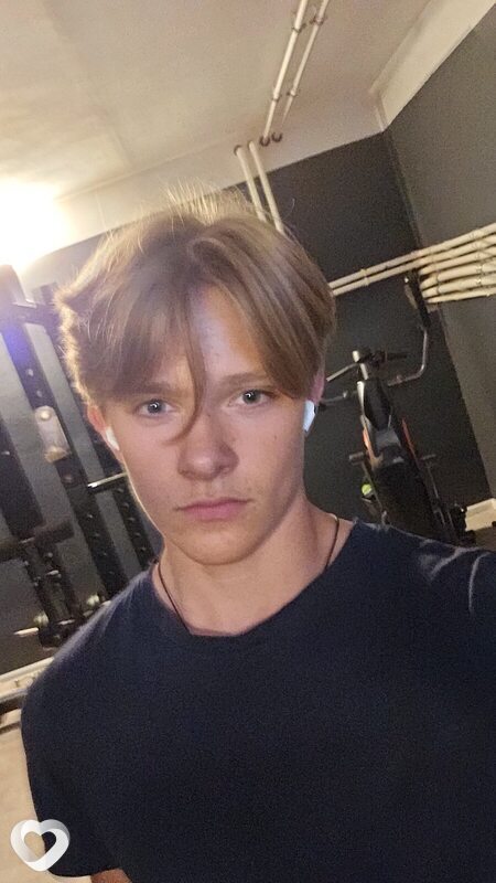 Damian, 18, Тольятти — анкета №4089317