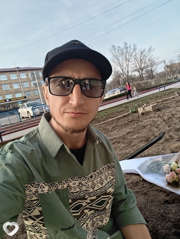 Юрий, 34, Шахтинске — анкета №4089683