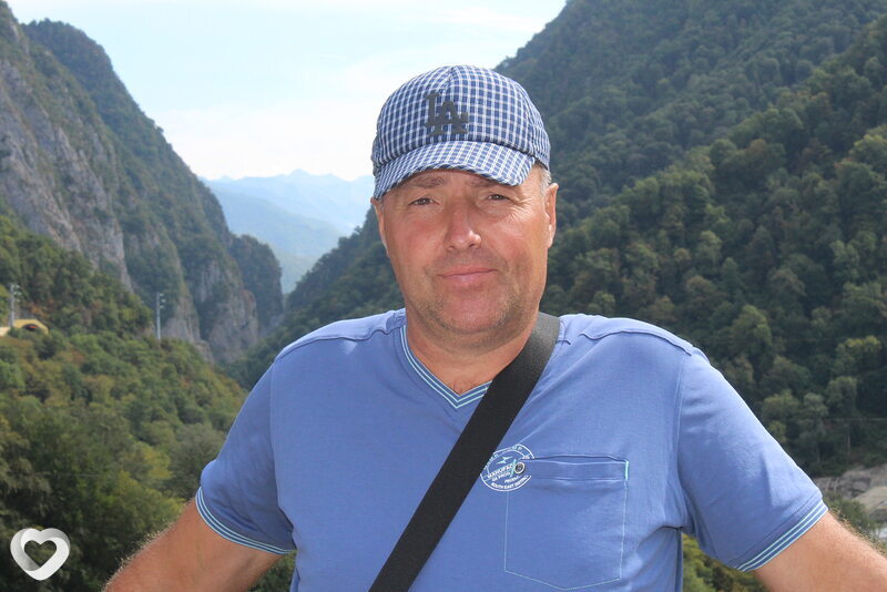 Лев, Зерноград