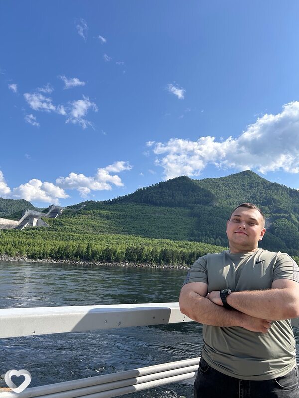 Павел, 24, Саяногорске — анкета №4091478