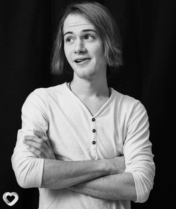 Максим, 24, Санкт-Петербурге — анкета №4092327