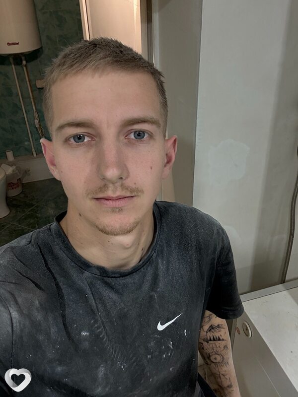 Владимир, 22, Калининграде — анкета №4092190