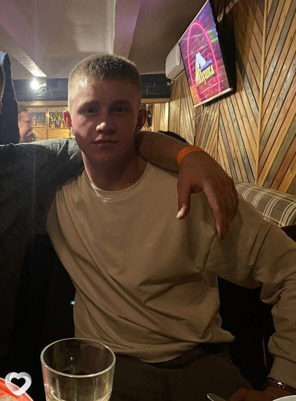 Александр, 22, Омске — анкета №4092509