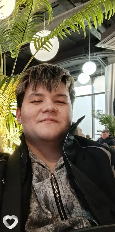 Алексей, 19, Артеме — анкета №4092954