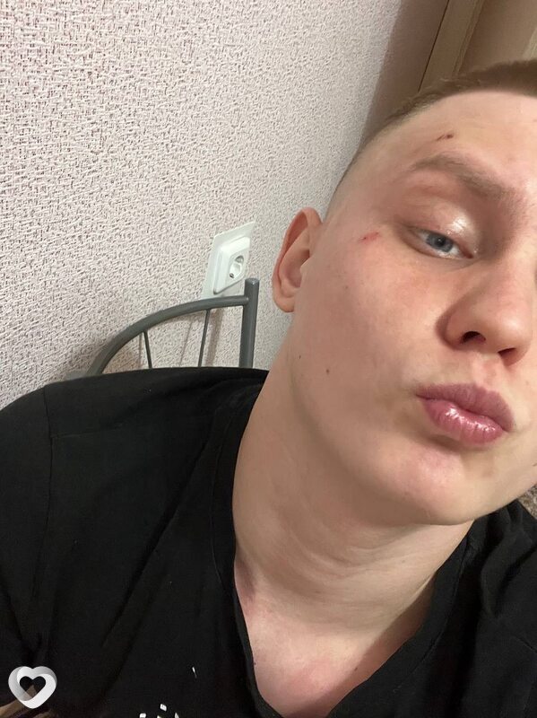 Илья, 19, Томске — анкета №4092969