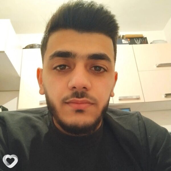 Namik, 22, Брянске — анкета №4093835