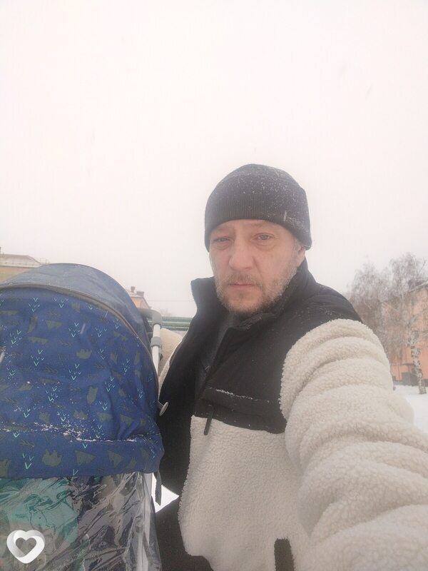 Олег, 41, Новотроицке — анкета №4093712