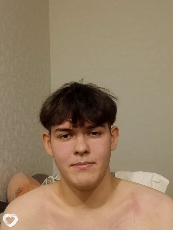 Максим, 18, Санкт-Петербурге — анкета №4094586