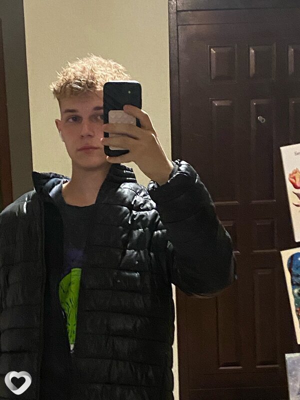 Иван, 22, Барнауле — анкета №4094655