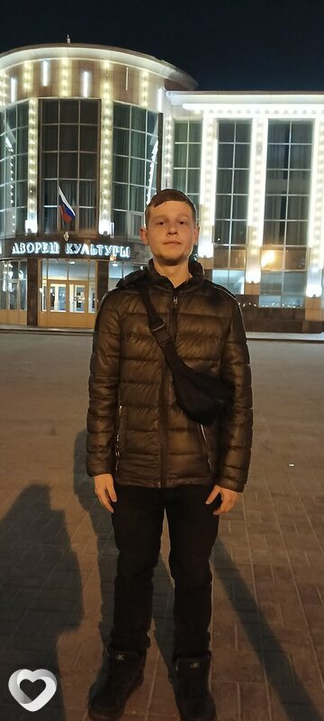 Данил, 21, Орёл — анкета №4095024